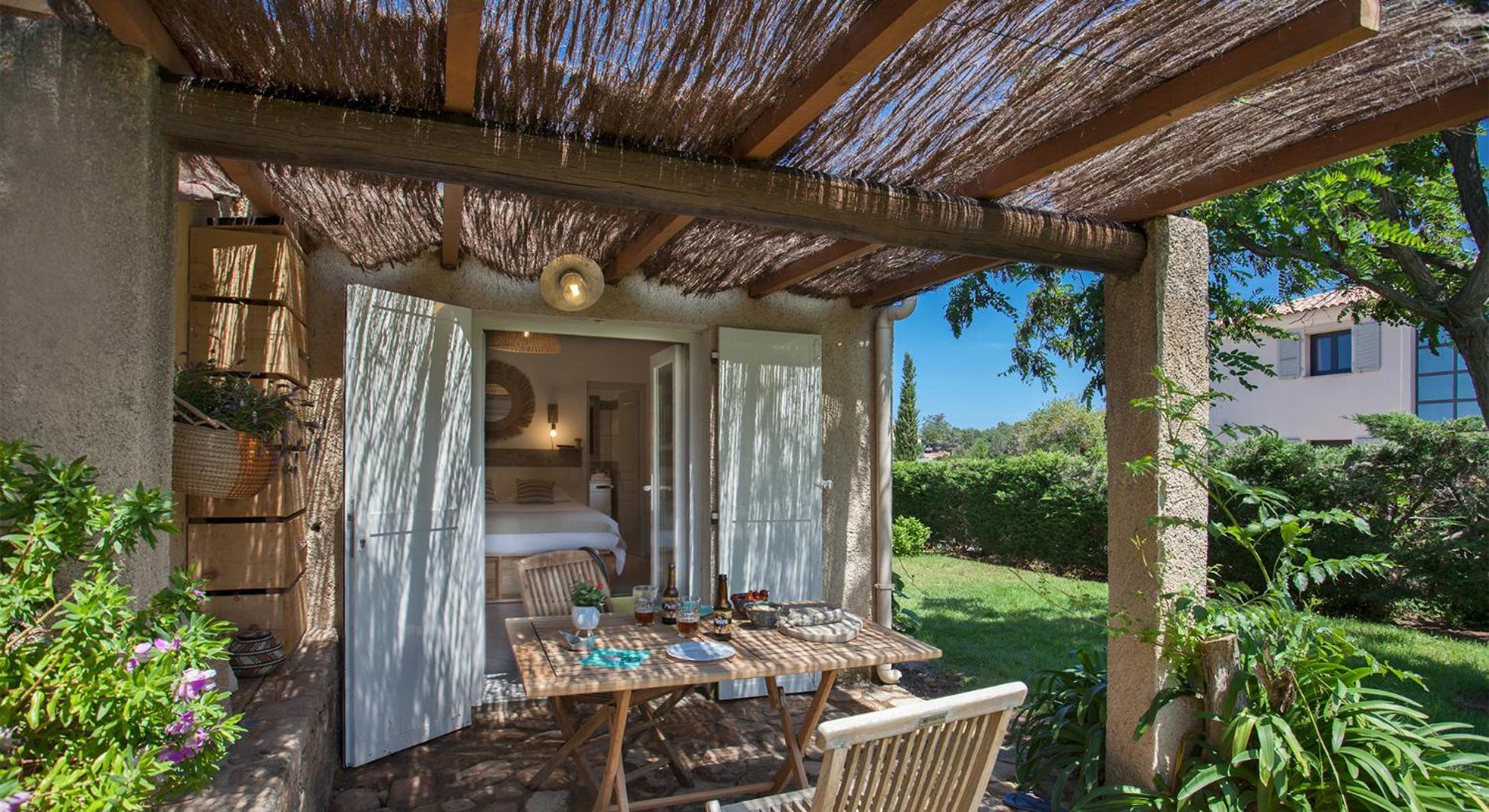 Residence Acquavital Кальви Экстерьер фото