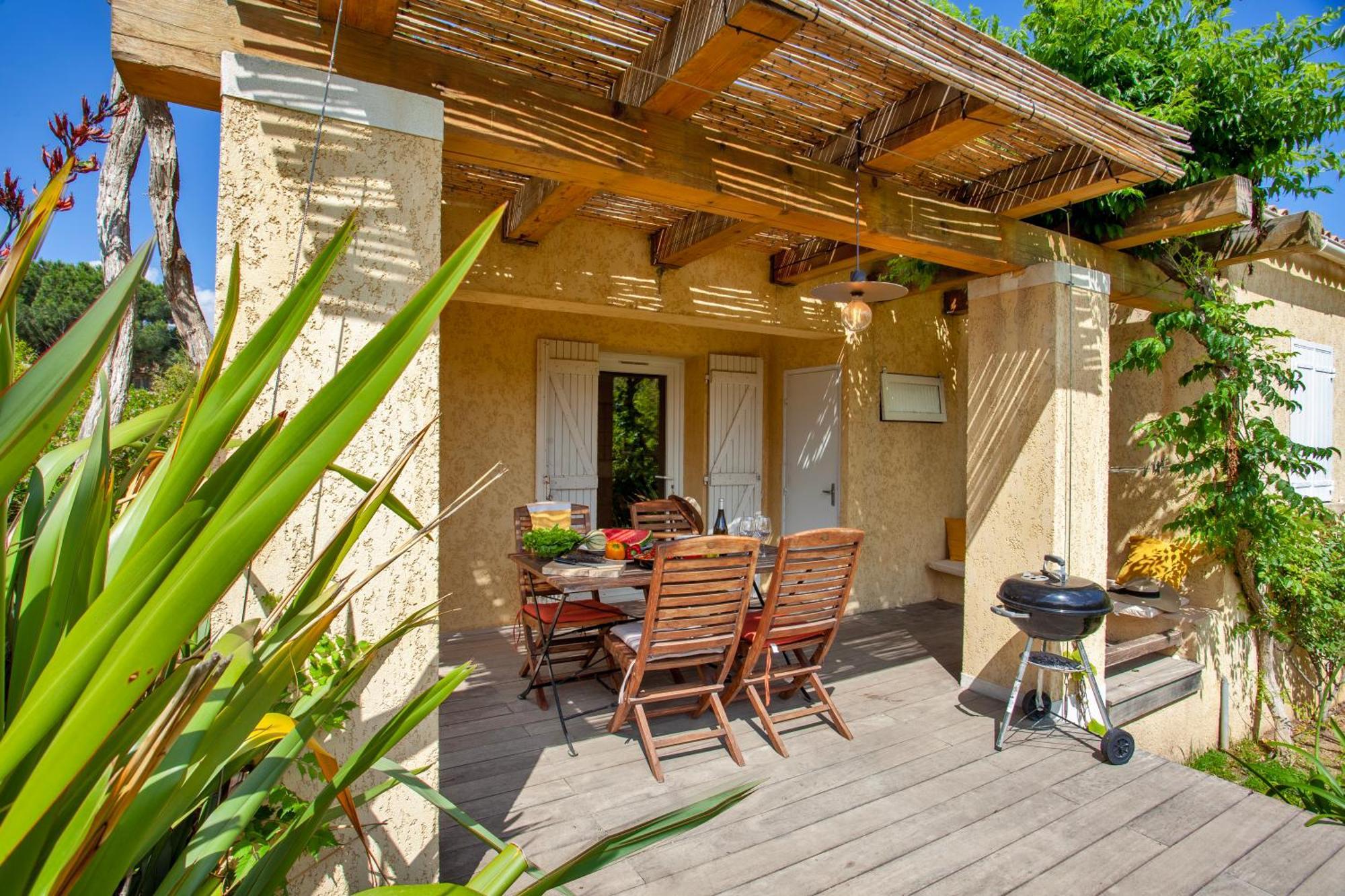 Residence Acquavital Кальви Экстерьер фото
